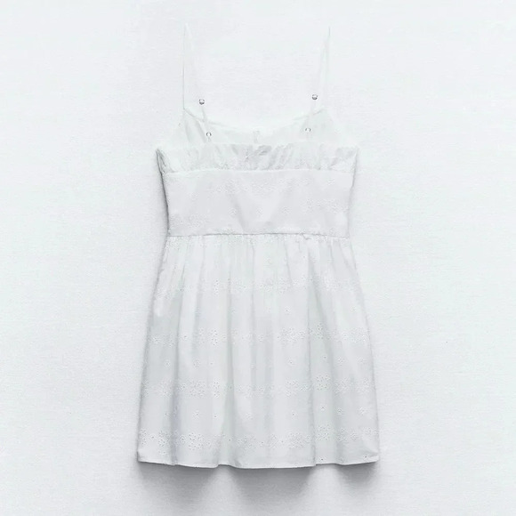 ZARA EMBROIDERED WHITE DRESS WITH BOWS - Picture 4 of 8